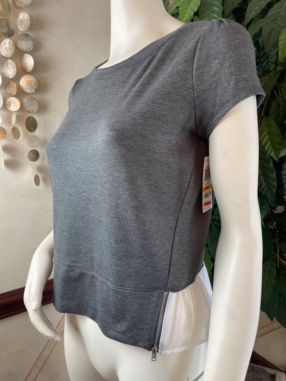 INC CHARCOAL SIDE ZIP BACK RUFFLE TOP - Picture 4 of 11